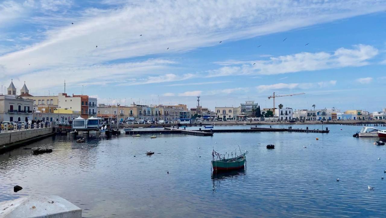 La Casa Del Pescatore N 33 - Porto Di St Spirito Bari Kültér fotó