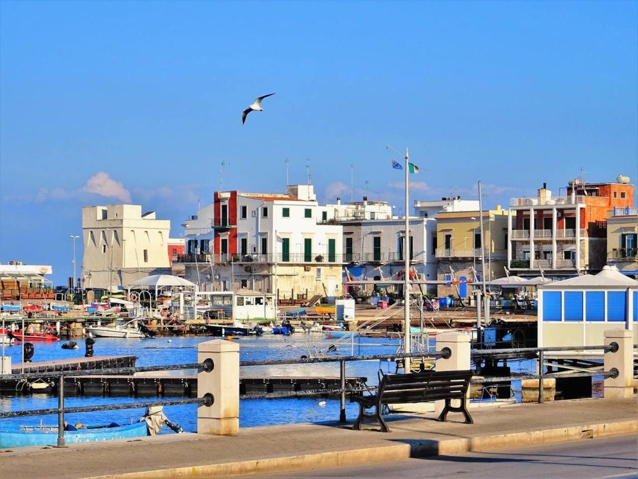 La Casa Del Pescatore N 33 - Porto Di St Spirito Bari Kültér fotó