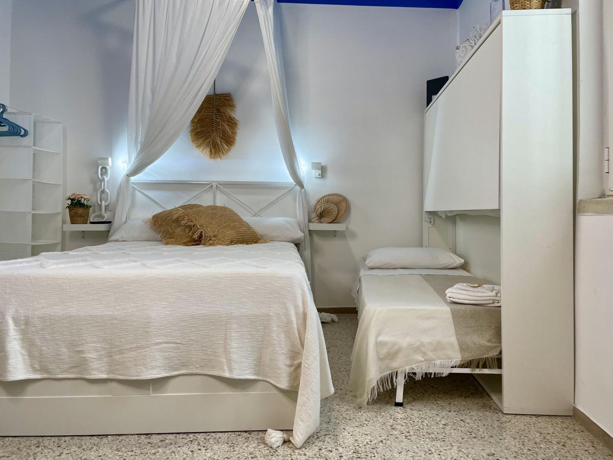 La Casa Del Pescatore N 33 - Porto Di St Spirito Bari Kültér fotó